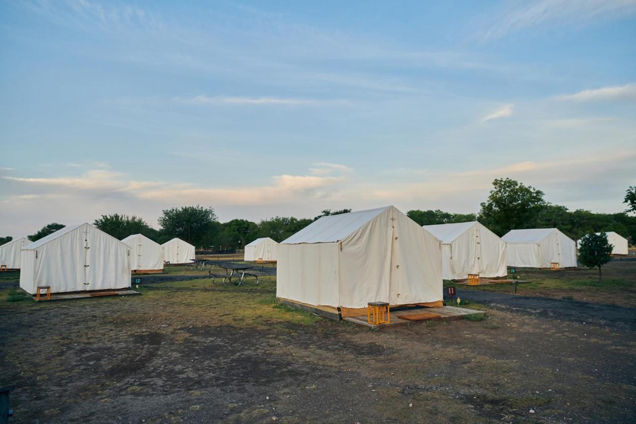 El Cosmico Villa Marfa Ngoại thất bức ảnh